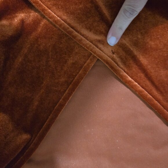 Sz 3XL Baltic Born Meghan Velour Wrap Gown in Rust - Picture 6 of 11